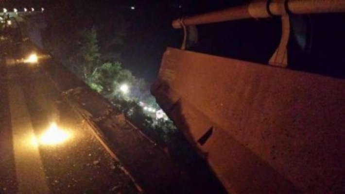 Autocar românesc, implicat într-un GRAV ACCIDENT RUTIER în Ungaria: 22 de oameni sunt răniţi, 3 sunt în stare gravă